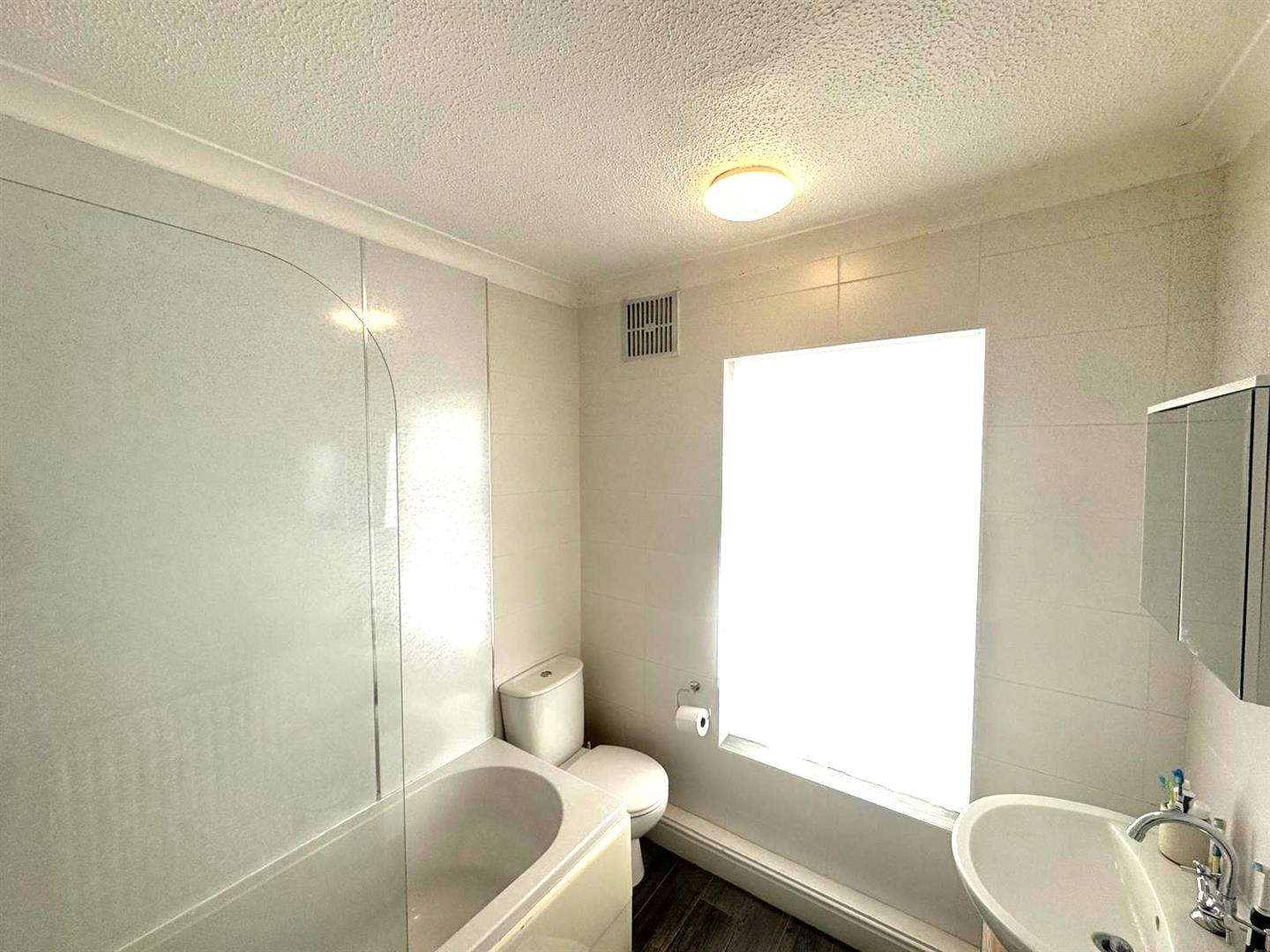 Bathroom Cont